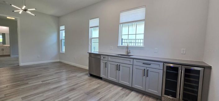 Image No.26-4 Bed House for sale