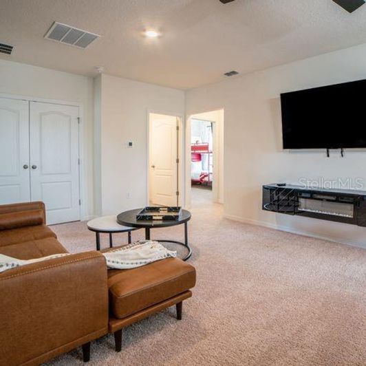 Image No.25-6 Bed House for sale