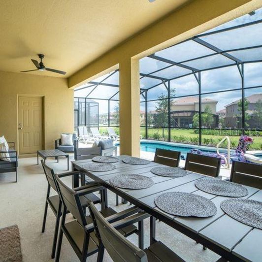 Image No.4-6 Bed House for sale