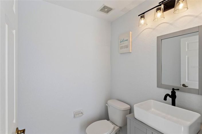 Image No.15-5 Bed House for sale