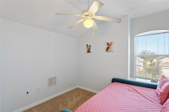 Image No.24-5 Bed House for sale