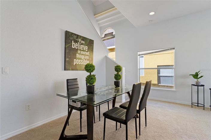 Image No.8-5 Bed House for sale