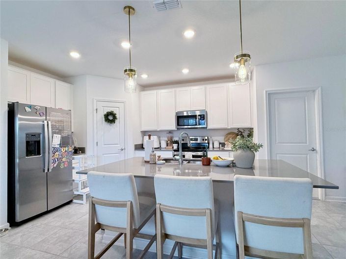 Image No.8-4 Bed House for sale