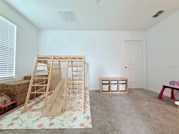 Image No.10-4 Bed House for sale