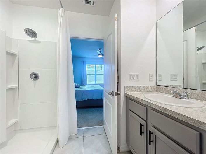 Image No.14-3 Bed House for sale