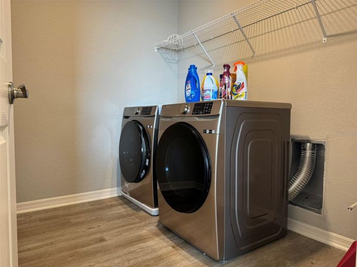 Image No.15-4 Bed House for sale