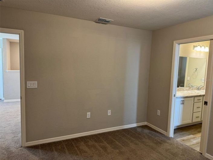 Image No.23-4 Bed House for sale