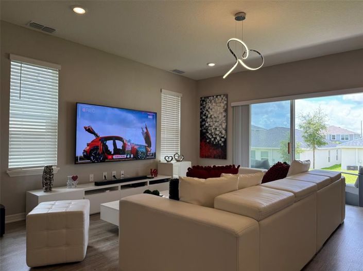 Image No.4-4 Bed House for sale