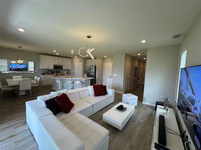 Image No.41-4 Bed House for sale