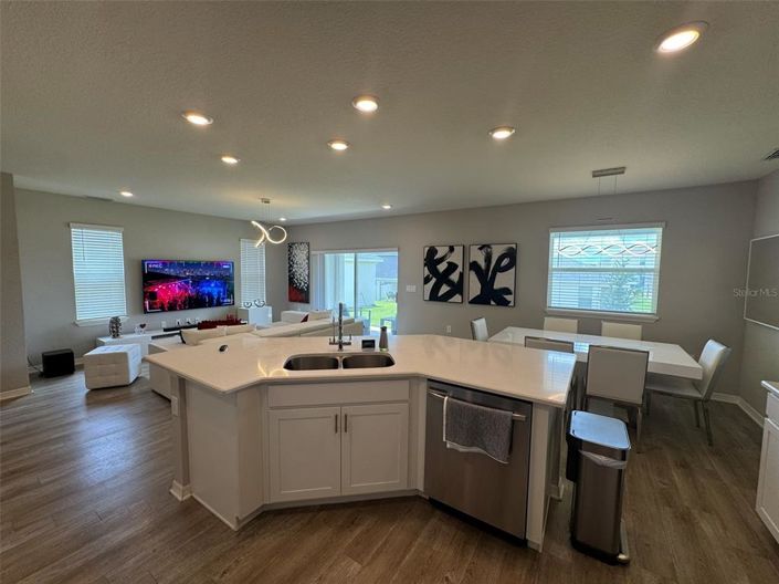 Image No.44-4 Bed House for sale