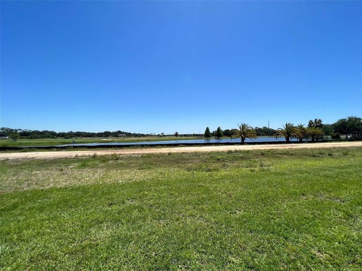 Image No.25-3 Bed Townhouse for sale