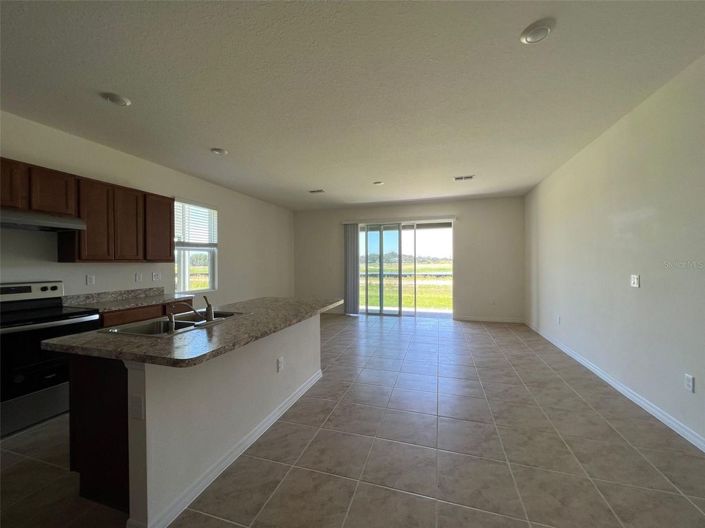 Image No.9-3 Bed Townhouse for sale