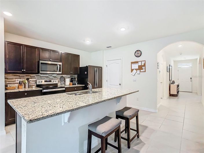 Image No.12-3 Bed House for sale