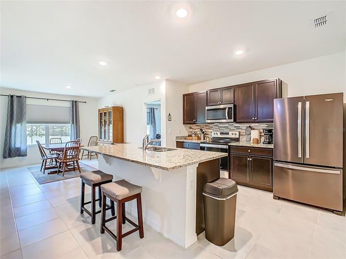 Image No.8-3 Bed House for sale