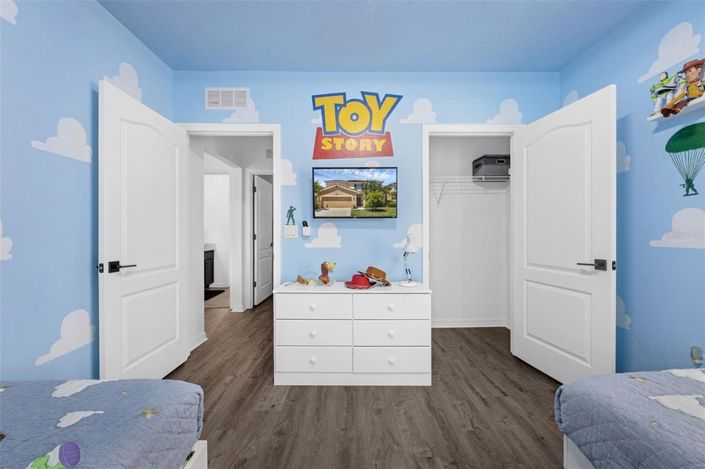 Image No.21-5 Bed House for sale