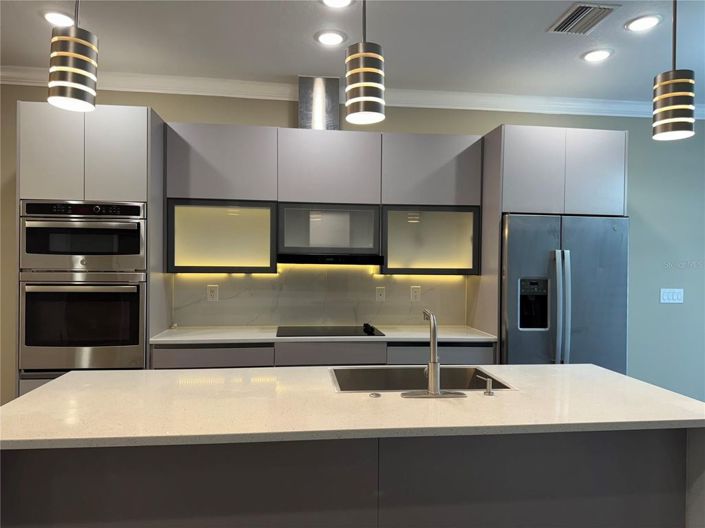 Image No.16-4 Bed Townhouse for sale