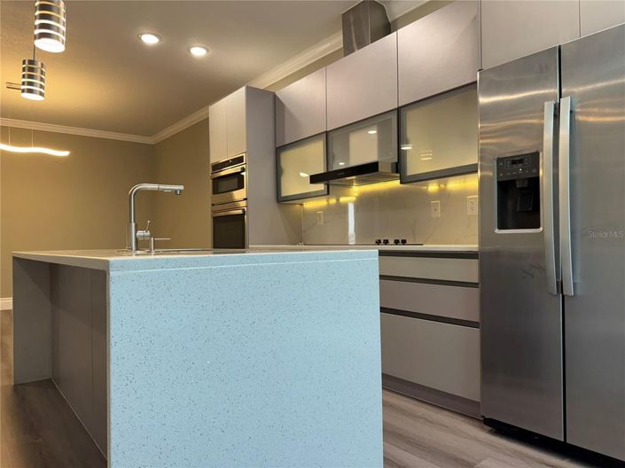 Image No.20-4 Bed Townhouse for sale