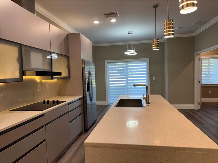 Image No.21-4 Bed Townhouse for sale