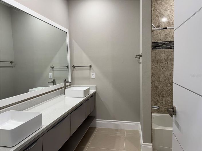 Image No.40-4 Bed Townhouse for sale