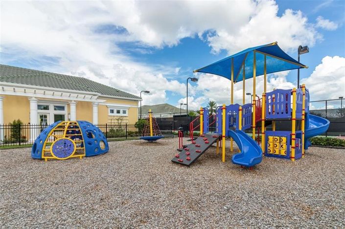 Image No.53-4 Bed Townhouse for sale