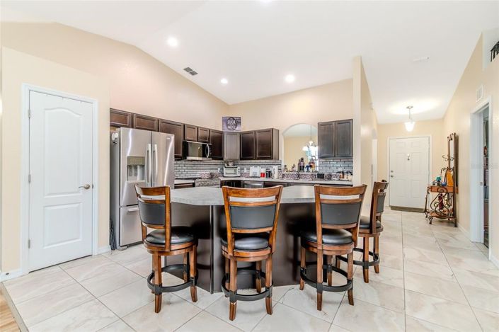 Image No.7-3 Bed House for sale