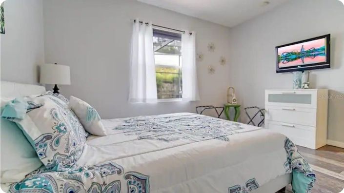 Image No.12-5 Bed House for sale