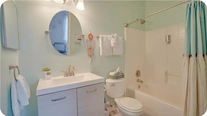 Image No.12-5 Bed House for sale