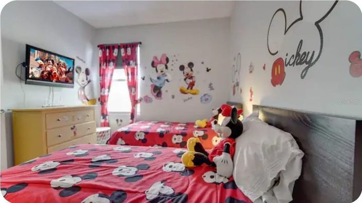 Image No.17-5 Bed House for sale