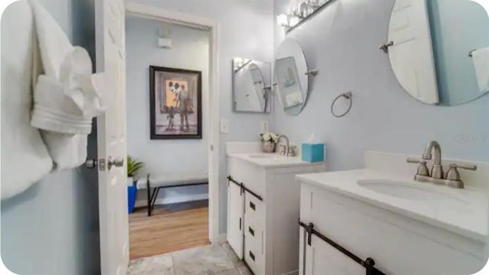 Image No.18-5 Bed House for sale