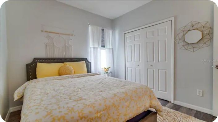 Image No.20-5 Bed House for sale