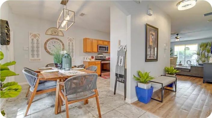 Image No.6-5 Bed House for sale