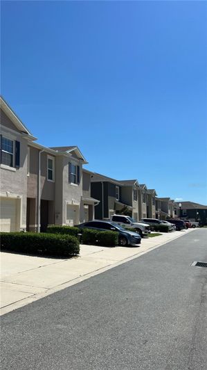 Image No.3-3 Bed Townhouse for sale