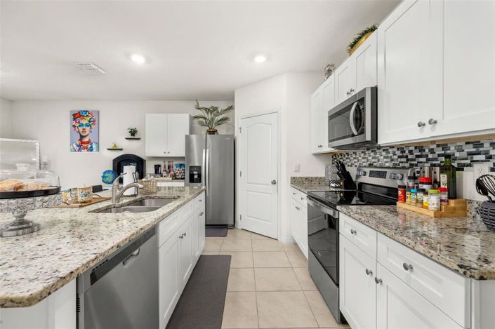 Image No.13-4 Bed House for sale