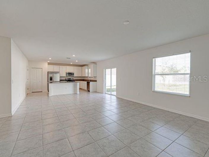 Image No.14-4 Bed House for sale