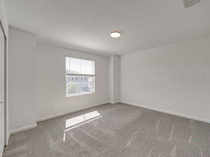 Image No.25-4 Bed House for sale