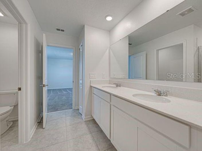 Image No.38-4 Bed House for sale