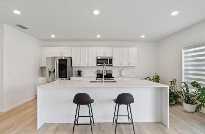 Image No.10-4 Bed House for sale