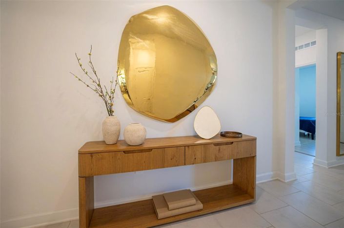 Image No.10-4 Bed House for sale