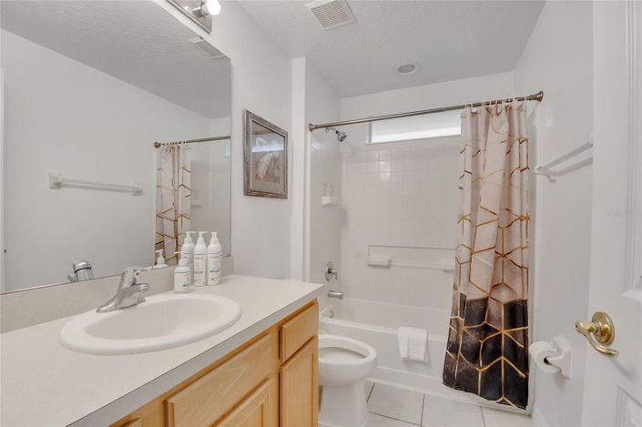 Image No.18-5 Bed House for sale