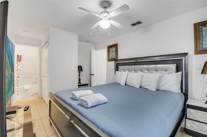 Image No.22-5 Bed House for sale