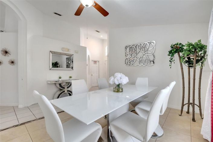 Image No.36-5 Bed House for sale