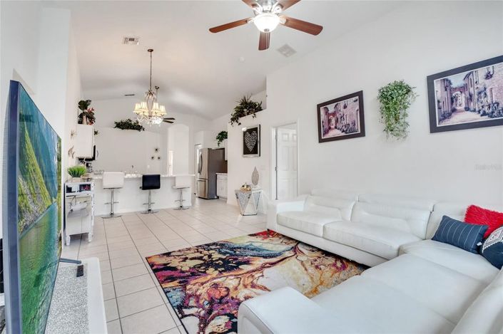 Image No.5-5 Bed House for sale