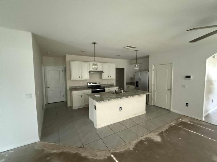 Image No.10-5 Bed House for sale