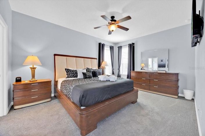 Image No.19-6 Bed House for sale