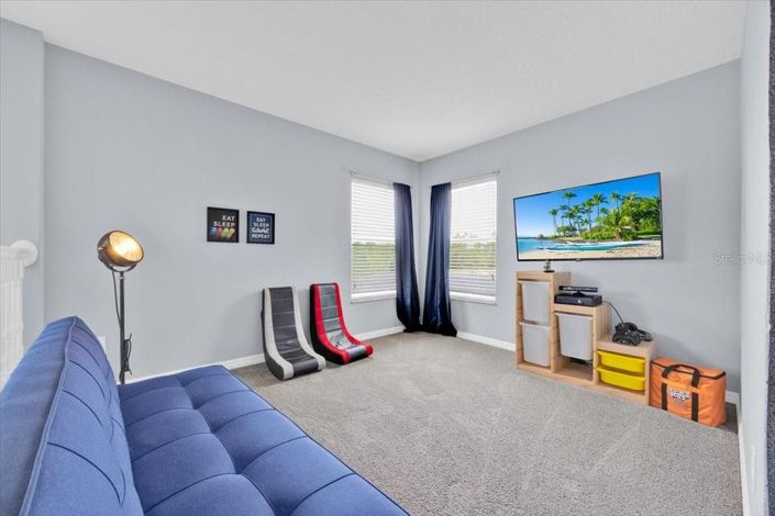 Image No.30-6 Bed House for sale