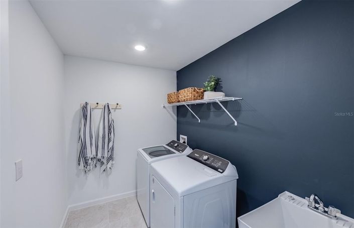 Image No.19-5 Bed House for sale