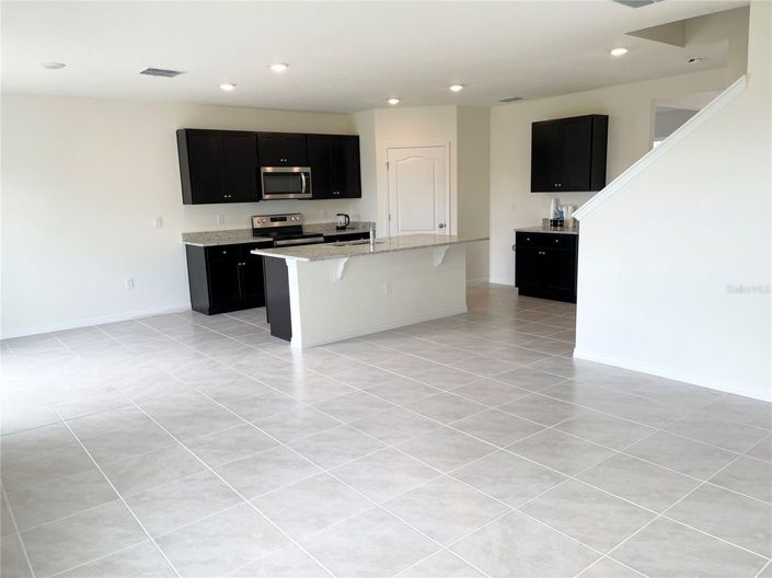 Image No.5-5 Bed House for sale