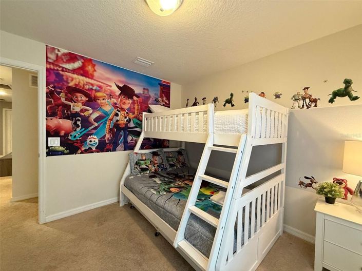 Image No.11-5 Bed Townhouse for sale