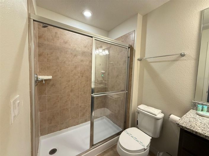 Image No.18-5 Bed Townhouse for sale