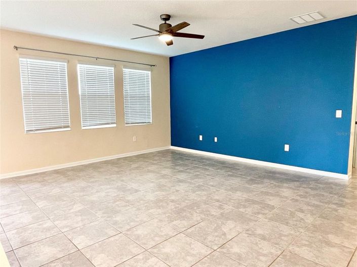 Image No.15-4 Bed House for sale